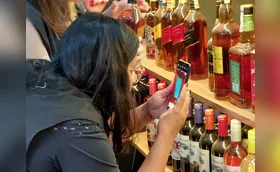 Procon e Vigilância fiscalizam distribuidoras de bebidas em Londrina
