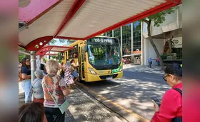 Usuários criticam prazo de validade de passagens de ônibus