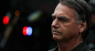 Bolsonaro recorre ao STF e pede para receber visitas de Flávio