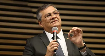 Dino envia à PF explicações de partidos sobre gestão de emendas