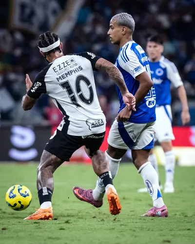 Imagem ilustrativa da imagem Corinthians sai em vantagem sobre o Cruzeiro fora de casa