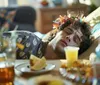 A festa acabou e a ressaca chegou: como aliviar os sintomas