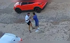 Homem é morto a facadas em academia de Londrina
