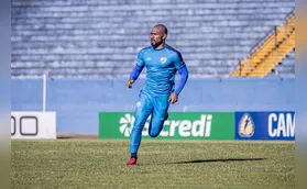 Kevyn comemora gol na estreia pelo Londrina e valoriza elenco