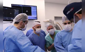Evangélico faz 1ª cirurgia robótica de coluna da América do Sul