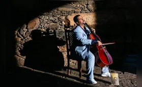 O violoncelo e a palavra, a voz de um artista negro