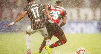 Flamengo perde do Fluminense se complica no Carioca