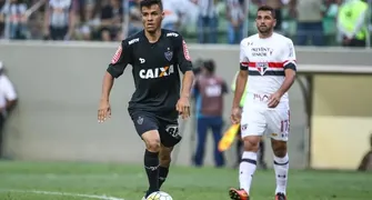 Londrina fecha com meia ex-Atlético-MG, mas chegada é incógnita