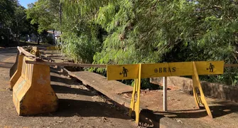 Prefeitura de Londrina abre licitação para conter crateras na Raja Gabaglia