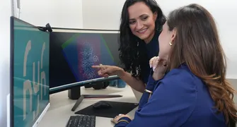 Startup londrinense cria nova geração de bioinsumos para controle de fungos e bactérias da soja