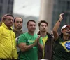 Crise na família Bolsonaro abala a direita antes das eleições