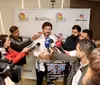 Tiago desconversa sobre denúncia: ‘Vamos falar do vôlei’