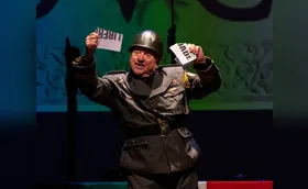 Leo Bassi trouxe ao FILO o riso como subversão