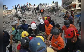 Quase mil mortos e mais de 50 mil desaparecidos após terremotos na Venezuela