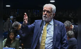 Senador do PT teria atuado para beneficiar o ex-banqueiro Daniel Vorcaro