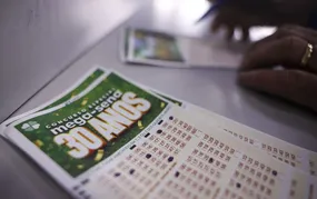 Três apostas de Londrina acertam quina de aniversário da Mega-Sena