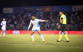 Wallace se destaca e vira opção para Micale no Londrina