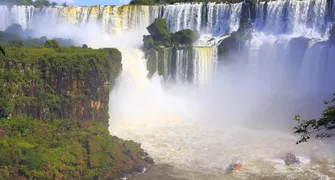 Acidente com embarcação em Foz do Iguaçu deixa 1 morto