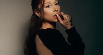 Ariana Grande lança novo single