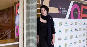 Atriz Milla Fernandez conta como é 'atravessar o fogo'