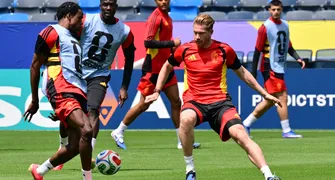Bélgica enfrenta Senegal por vaga nas oitavas da Copa