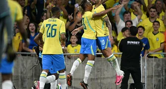 Brasil goleia o Panamá no penúltimo amistoso antes da Copa