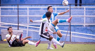 Bruno Santos brilha, Londrina vence e respira na Série B