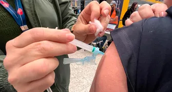 Campanha de atualização vacinal de crianças e adolescentes começa na segunda