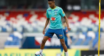 Conheça opções do Brasil para a próxima Copa; meio-campo é o foco
