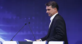 Discurso de Flávio Bolsonaro nos EUA divide setor produtivo