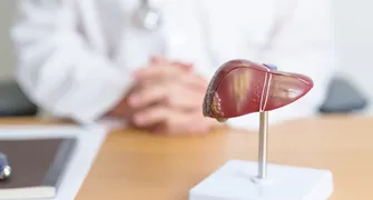Doença silenciosa atinge 30% dos brasileiros e pode levar à cirrose