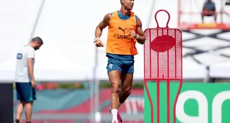 Em duelo de quarentões, Portugal e Croácia decidem sorte na Copa