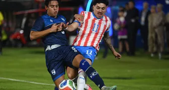 Estados Unidos e Paraguai se enfrentam com 'brasileiros' em campo