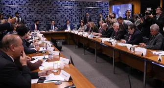Governo retira urgência do fim da escala 6x1 e destrava pauta