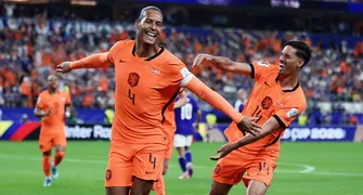 Holanda e Japão empatam em jogo eletrizante