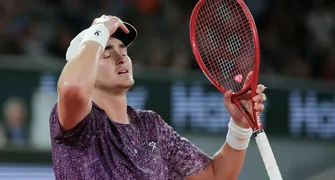 João Fonseca é eliminado por Mensik nas quartas de final de Roland Garros