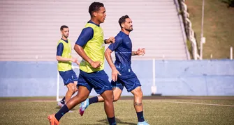 Lesão de Gilberto é no tendão e não óssea, informa Londrina
