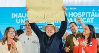 Lula defende Pix e diz que sistema brasileiro assusta norte-americanos