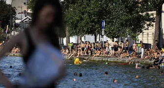 Onda de calor se intensifica na Europa com mortes e afogamentos