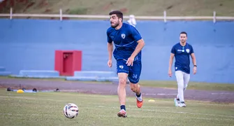 Para deixar a ZR, Londrina encara o Athletic no VGD