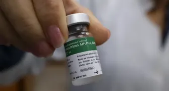 Vacinação contra a gripe será oferecida em três locais de Londrina neste sábado