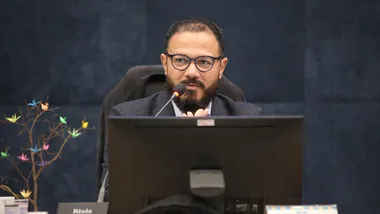 "A Câmara não pode ser uma extensão da Prefeitura, mas também não deve criar conflitos apenas por razões políticas”, afirma Emanoel