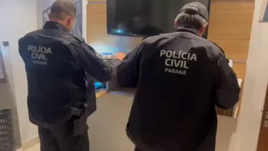 Policiais cumpriram mandados de busca e apreensão em residências de Londrina e Cornélio Procópio