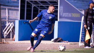 Em meio à reconstrução do setor ofensivo, Paulinho Moccelin será mantido no time titular do Londrina