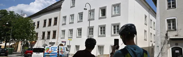 Imagem ilustrativa da imagem Casa onde Hitler nasceu vira delegacia na Áustria