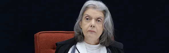 Imagem ilustrativa da imagem Dos heróis antigos ao novo desarmado heroísmo nacional