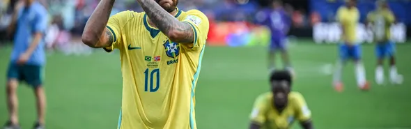 Imagem ilustrativa da imagem Neymar se despede com alguns minutos, um gol e muitas lágrimas