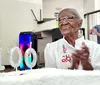 Maria Alves comemora 100 anos com bolo e homenagens em Londrina
