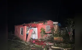 Tornado atinge Piraí do Sul (PR) e deixa rastro de destruição