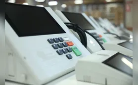 Urna eletrônica ganha nova interface para facilitar a votação